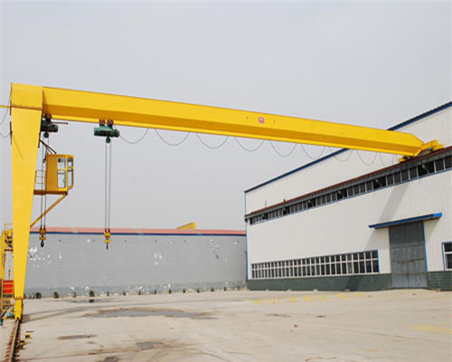 Single leg gantry crane with high quality for sale