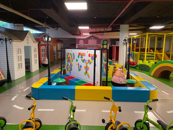 Kids soft play area equipment